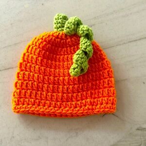 Newborn pumpkin hat